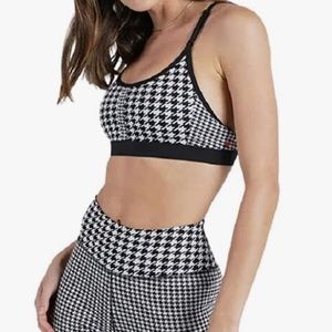 Nike Women’s Padded Bra T-back Sports Bra NWT